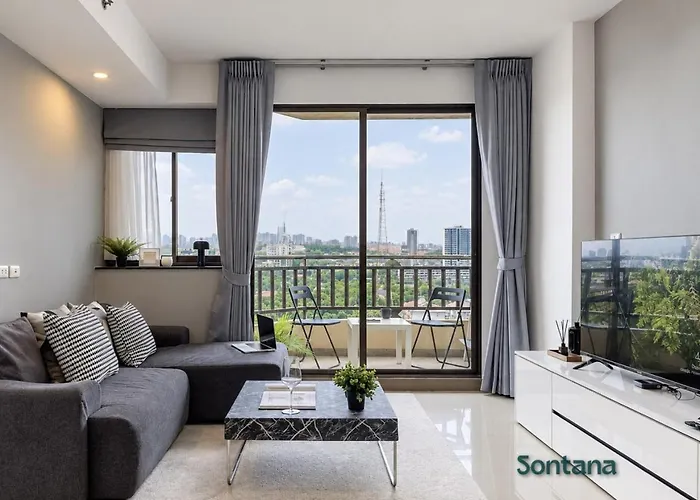 Luxurious 2br Ultra Fast Wifi Phrom Phong *