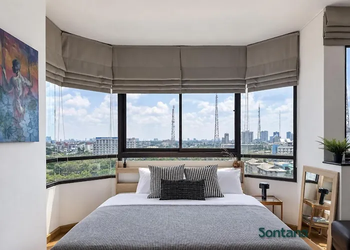 Luxurious 2br Ultra Fast Wifi Phrom Phong Apartment *