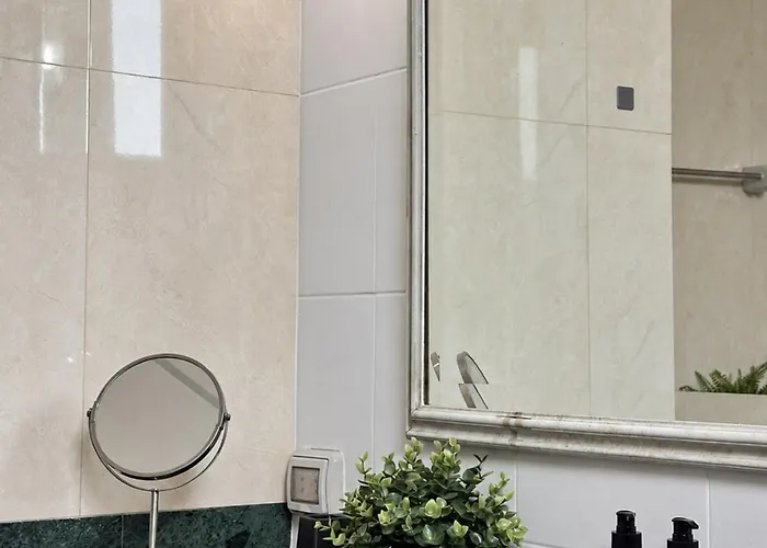 Apartment Luxurious 2br Ultra Fast Wifi Phrom Phong