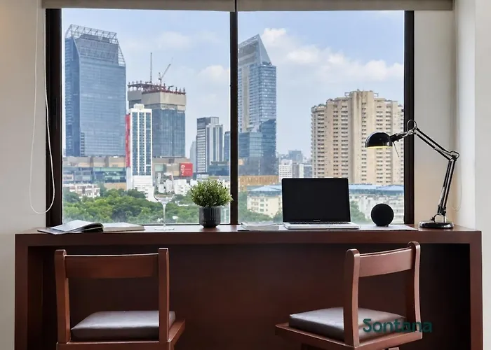 Luxurious 2br Ultra Fast Wifi Phrom Phong Bangkok