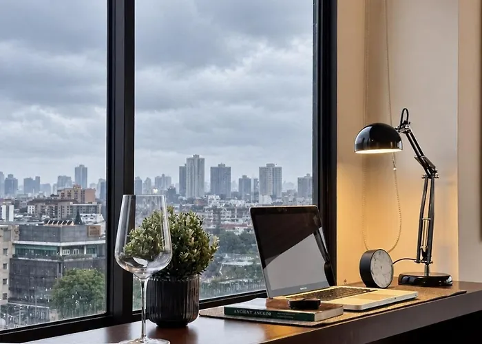 Luxurious 2br Ultra Fast Wifi Phrom Phong Apartment *